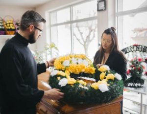 殯葬服務人員