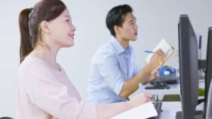 同理心強的人更適合該職業