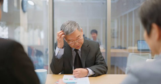 中年失業別慌張！2025最新12種中年失業可以找的工作 
  