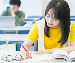 副學士升大學率
