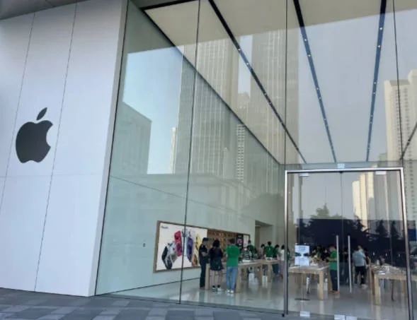 Apple 香港 Specialist 人工 2026：入門 15K到資深15K到資深35K 全攻略 
  